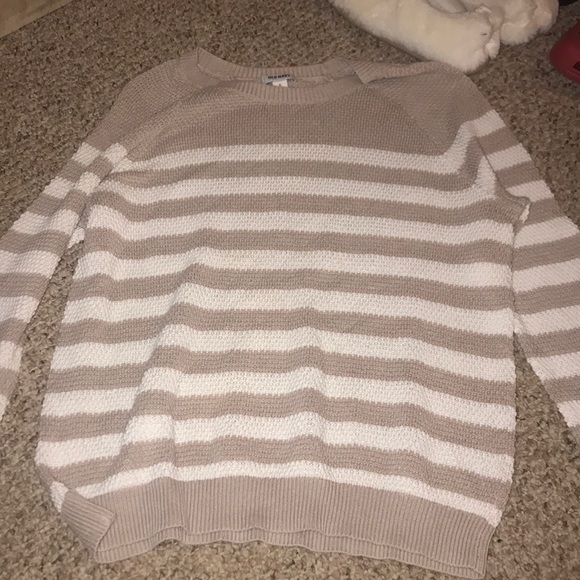 Clothes - Picture 5 of 6